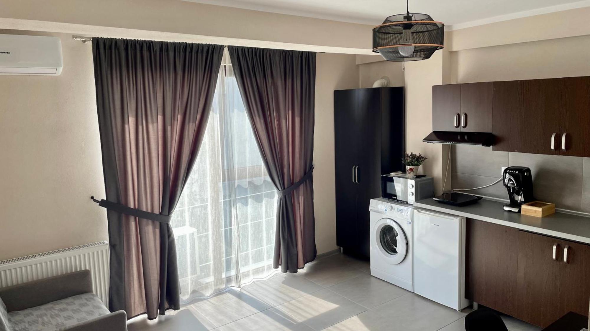 ドロベタ＝トゥルヌ・セヴェリンApartament Lucaアパートメント エクステリア 写真